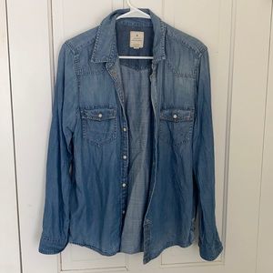 American eagle button up